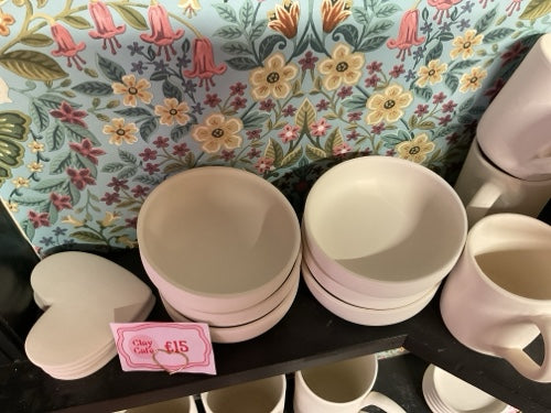 Klein saus bakje €15